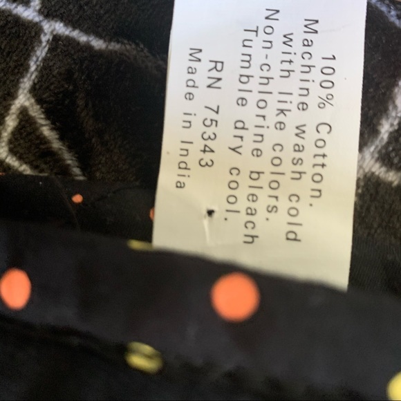 Halloween Oven Mitt - Picture 4 of 4